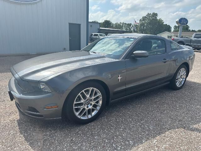 2014 Ford Mustang V6