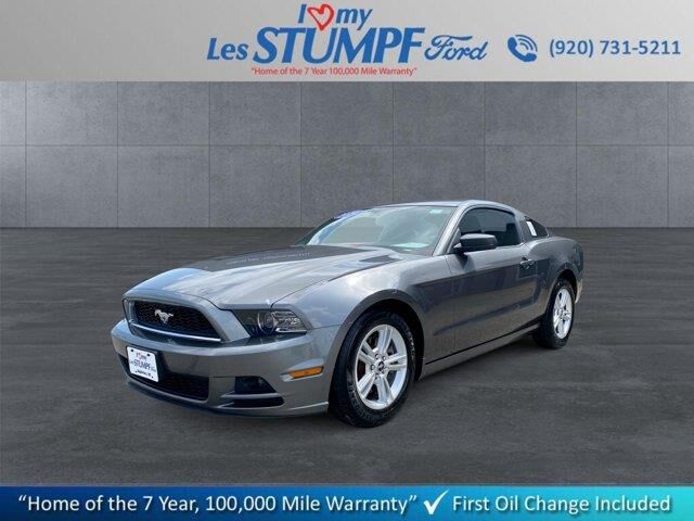 2014 Ford Mustang V6 — photo 1 of 13