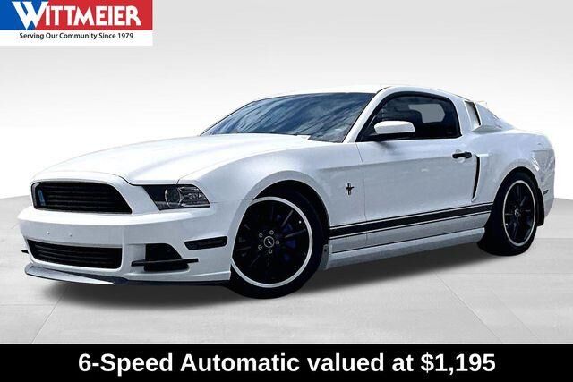 2013 Ford Mustang V6 Premium — photo 1 of 26