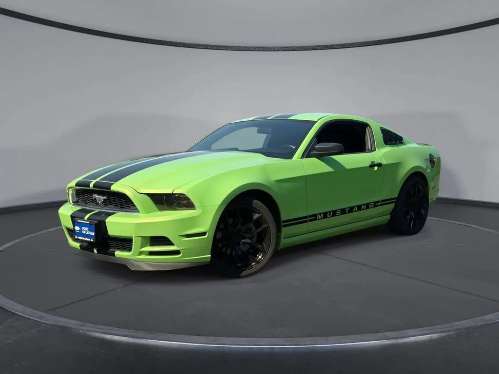 2014 Ford Mustang V6 — photo 1 of 2