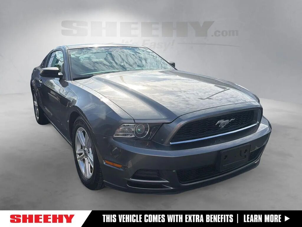 2014 Ford Mustang V6 — photo 1 of 26