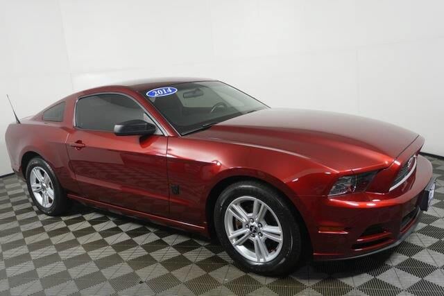 2014 Ford Mustang V6 — photo 1 of 13