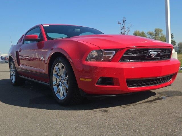2010 Ford Mustang V6