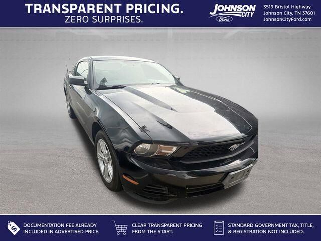 2010 Ford Mustang V6 — photo 1 of 11
