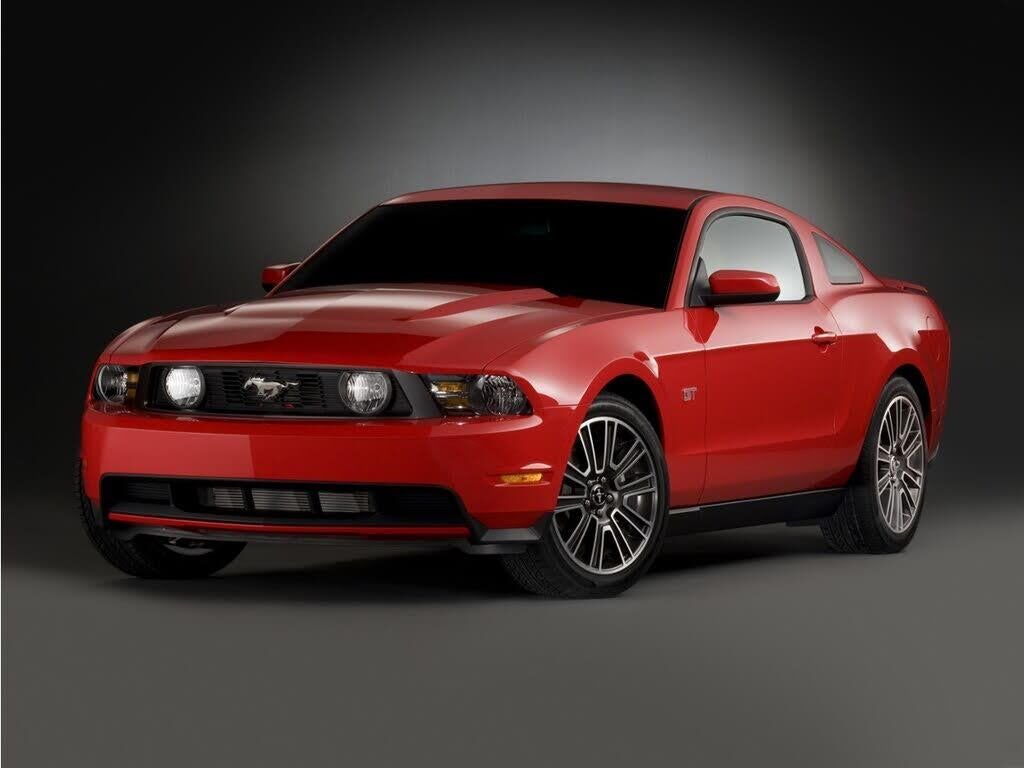 2011 Ford Mustang GT Premium — photo 1 of 1