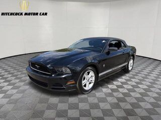 2014 Ford Mustang V6 — photo 1 of 65