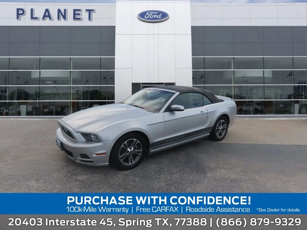 2014 Ford Mustang V6 — photo 1 of 11
