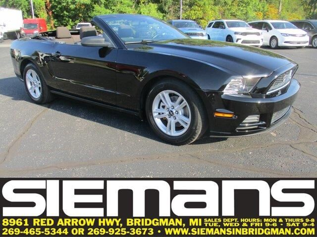2013 Ford Mustang V6