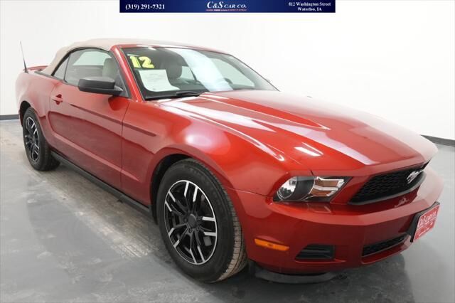 2012 Ford Mustang V6 Premium — photo 1 of 13