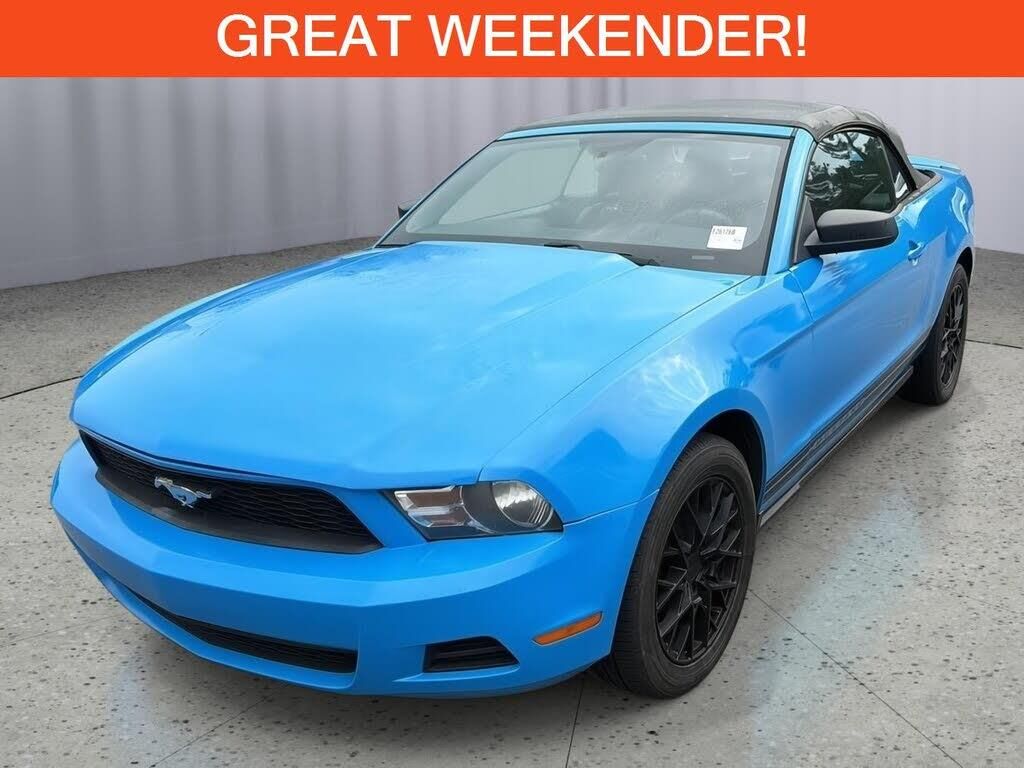 2012 Ford Mustang V6 Premium — photo 1 of 14