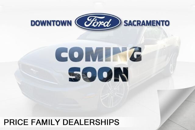 2013 Ford Mustang V6 Premium — photo 1 of 26