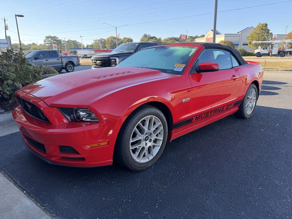 2013 Ford Mustang GT Premium — photo 1 of 13