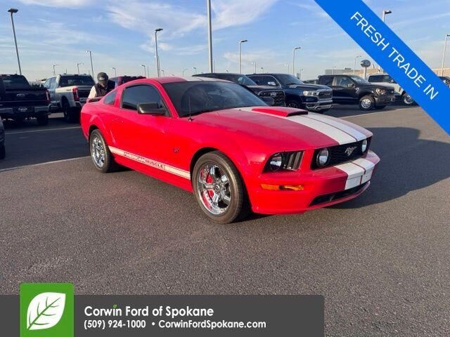2007 Ford Mustang GT Premium — photo 1 of 49