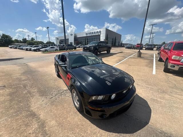 2006 Ford Mustang GT Premium — photo 1 of 10