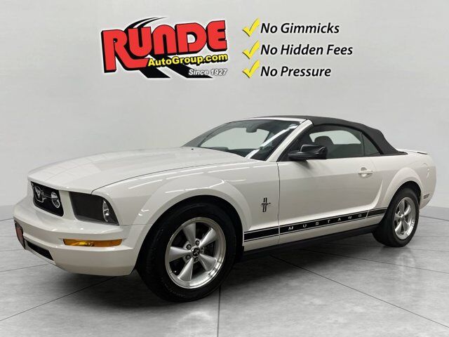 2007 Ford Mustang Base — photo 1 of 2