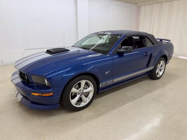 2007 Ford Mustang GT Deluxe