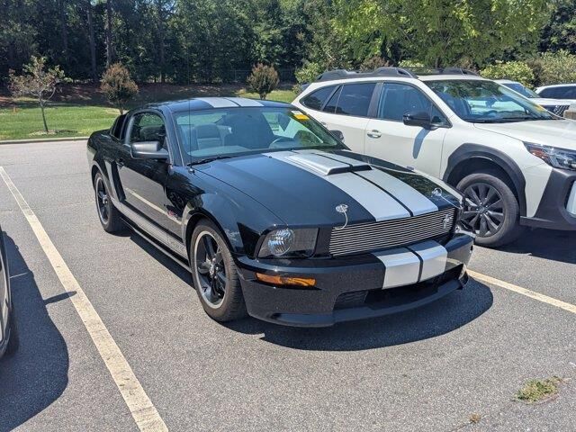2007 Ford Mustang GT Deluxe