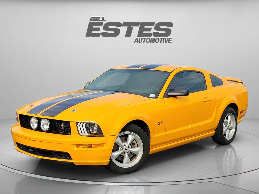 2007 Ford Mustang GT Deluxe — photo 1 of 13