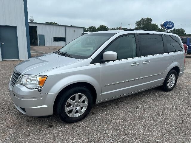 2010 Chrysler Town and Country Touring
