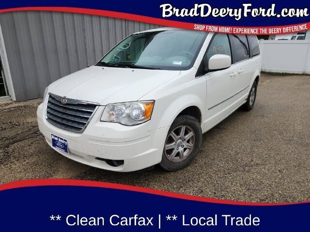 2010 Chrysler Town and Country Touring