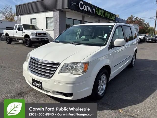 2010 Chrysler Town and Country Touring