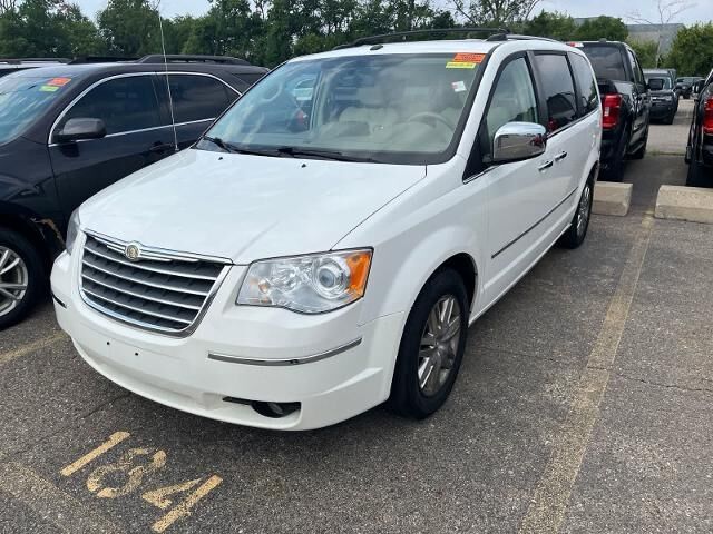 2010 Chrysler Town and Country Limited