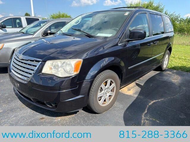 2010 Chrysler Town and Country Touring Plus