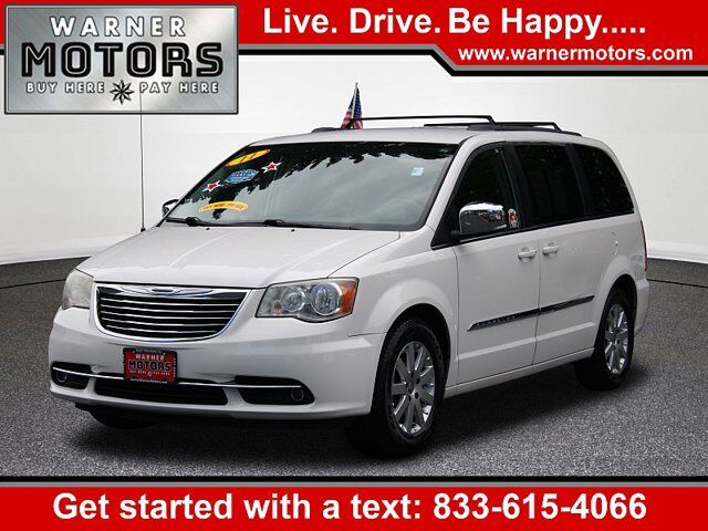 2011 Chrysler Town &amp; Country Touring-L