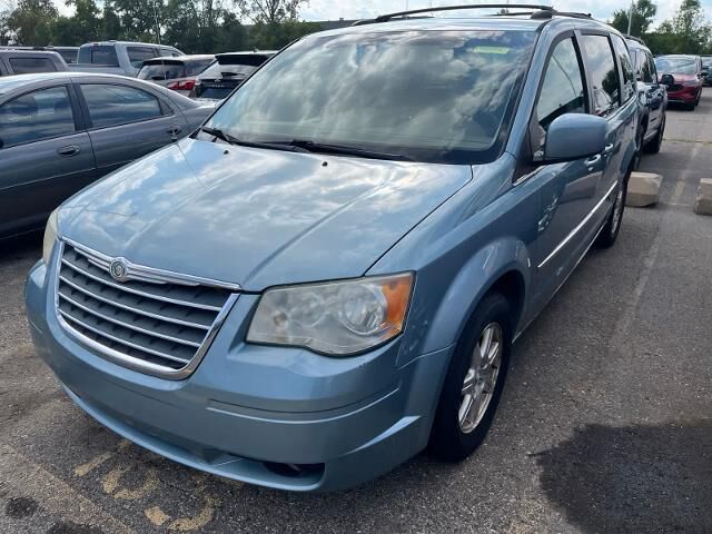 2009 Chrysler Town and Country Touring