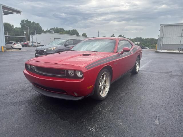 2011 Dodge Challenger R/T — photo 1 of 26