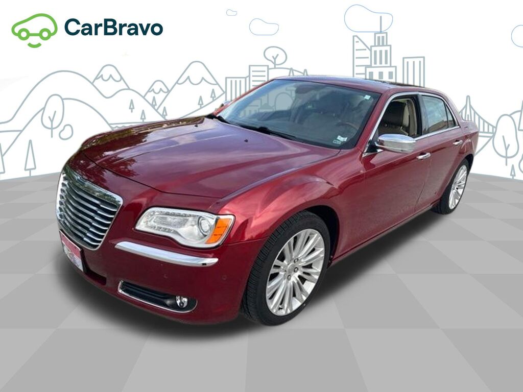 2011 Chrysler 300 Limited — photo 1 of 5