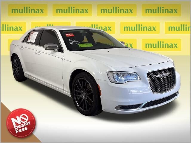 2018 Chrysler 300 Touring