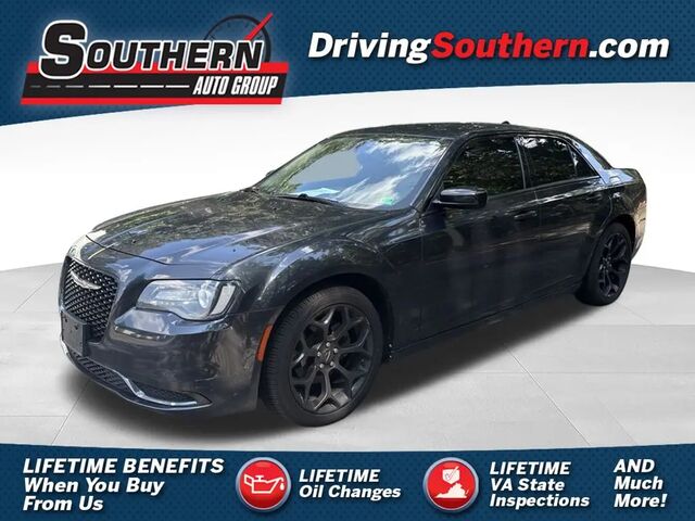 2019 Chrysler 300 Touring