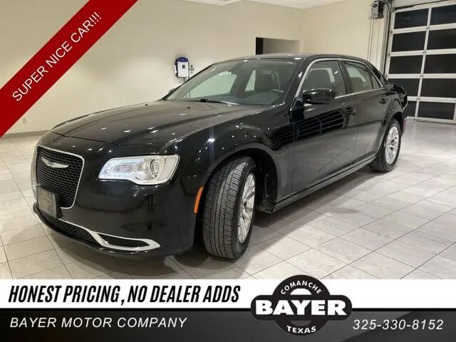 2019 Chrysler 300 Touring