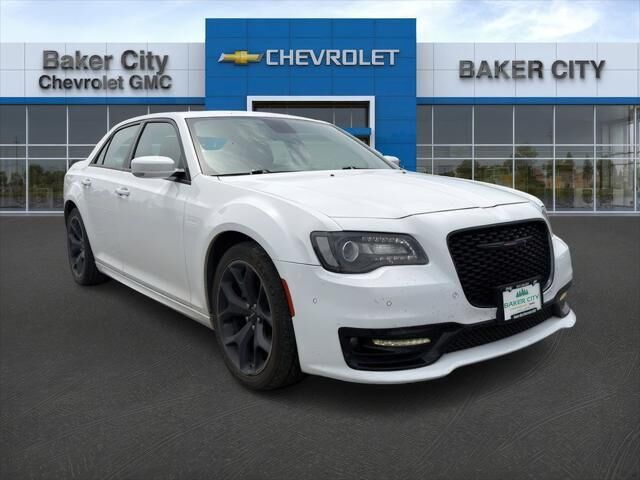 2022 Chrysler 300 S V6 — photo 1 of 1