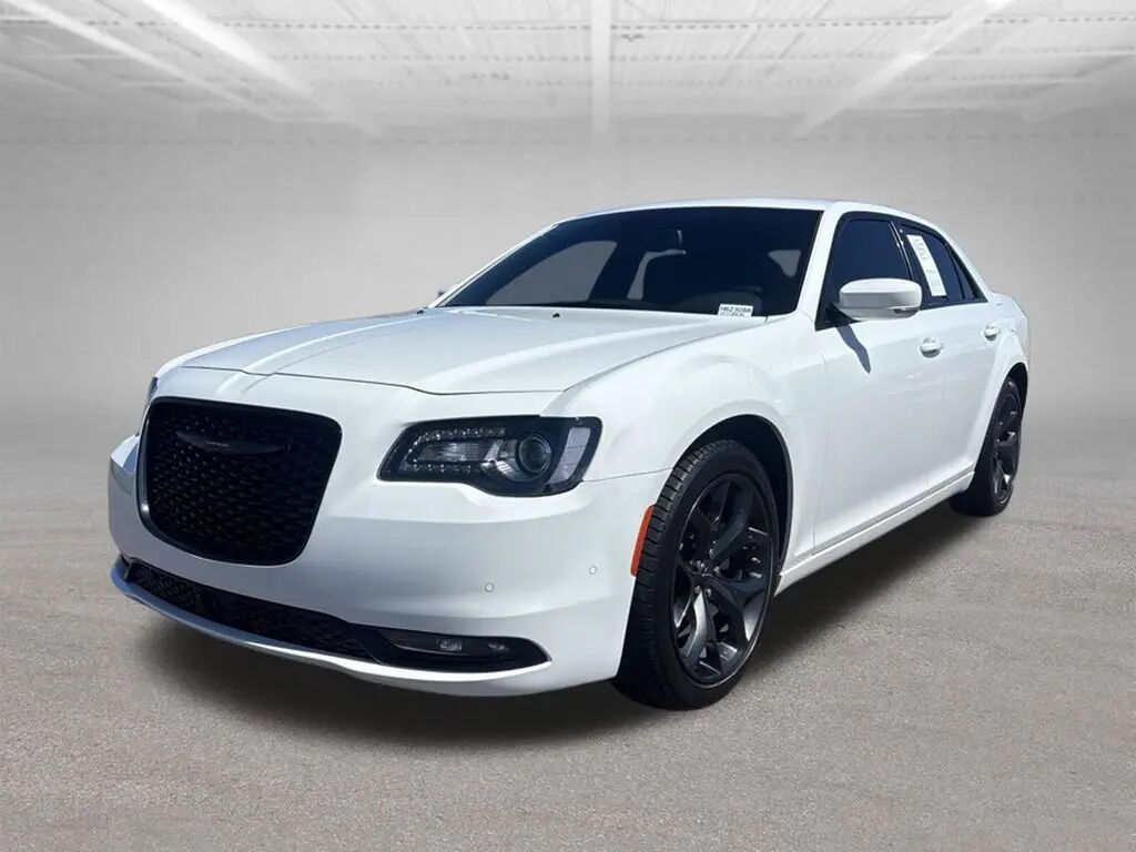2023 Chrysler 300 S V6 — photo 1 of 13