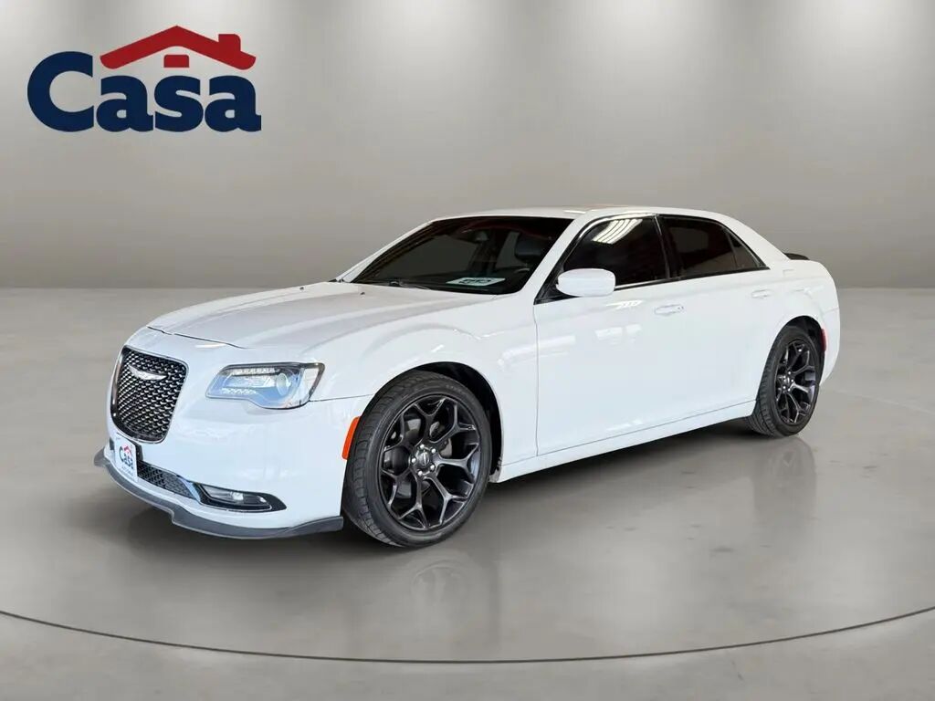 2019 Chrysler 300 S — photo 1 of 14