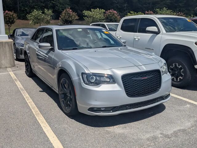 2022 Chrysler 300 S V6