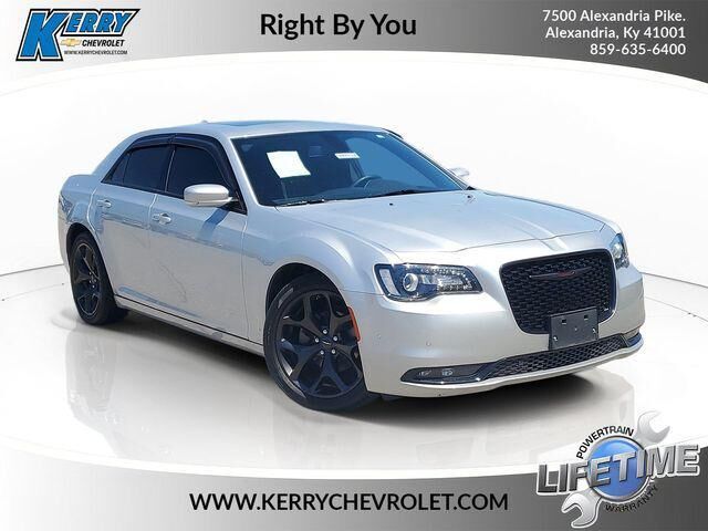 2022 Chrysler 300 S V6