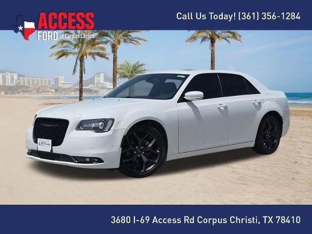 2023 Chrysler 300 S V6 — photo 1 of 26