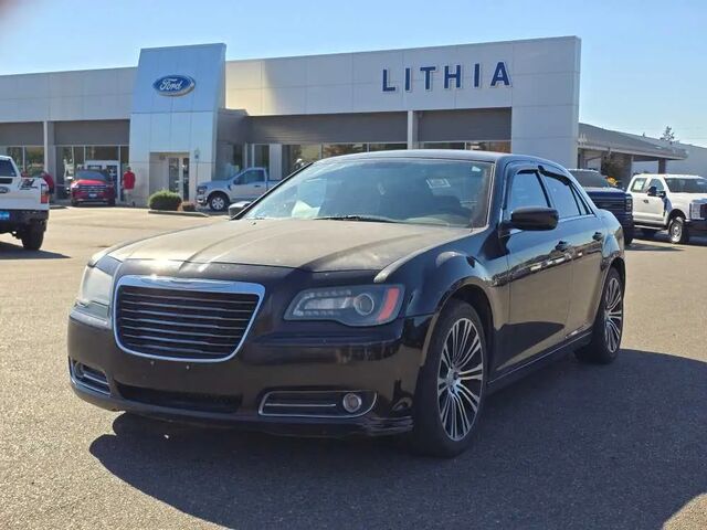 2012 Chrysler 300 S V6