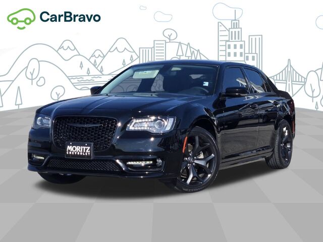 2023 Chrysler 300 Touring L