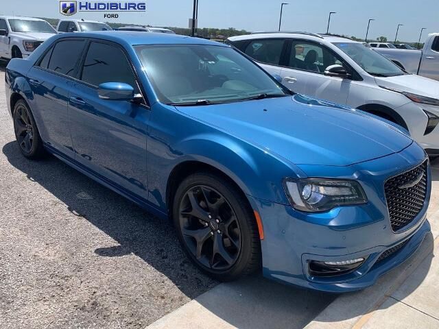 2023 Chrysler 300 Touring L