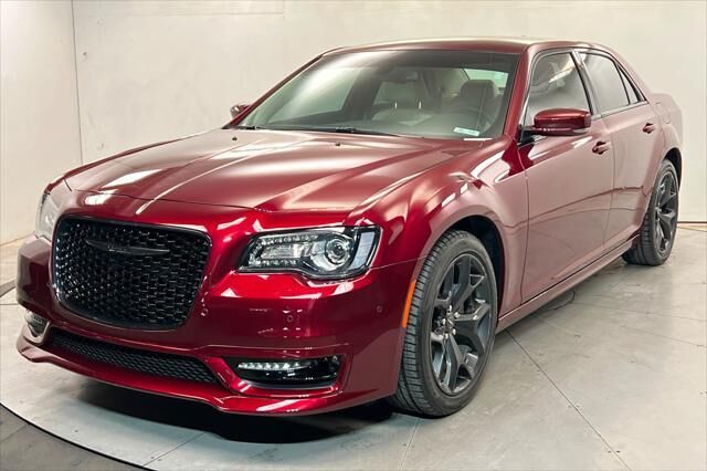 2022 Chrysler 300 Touring L