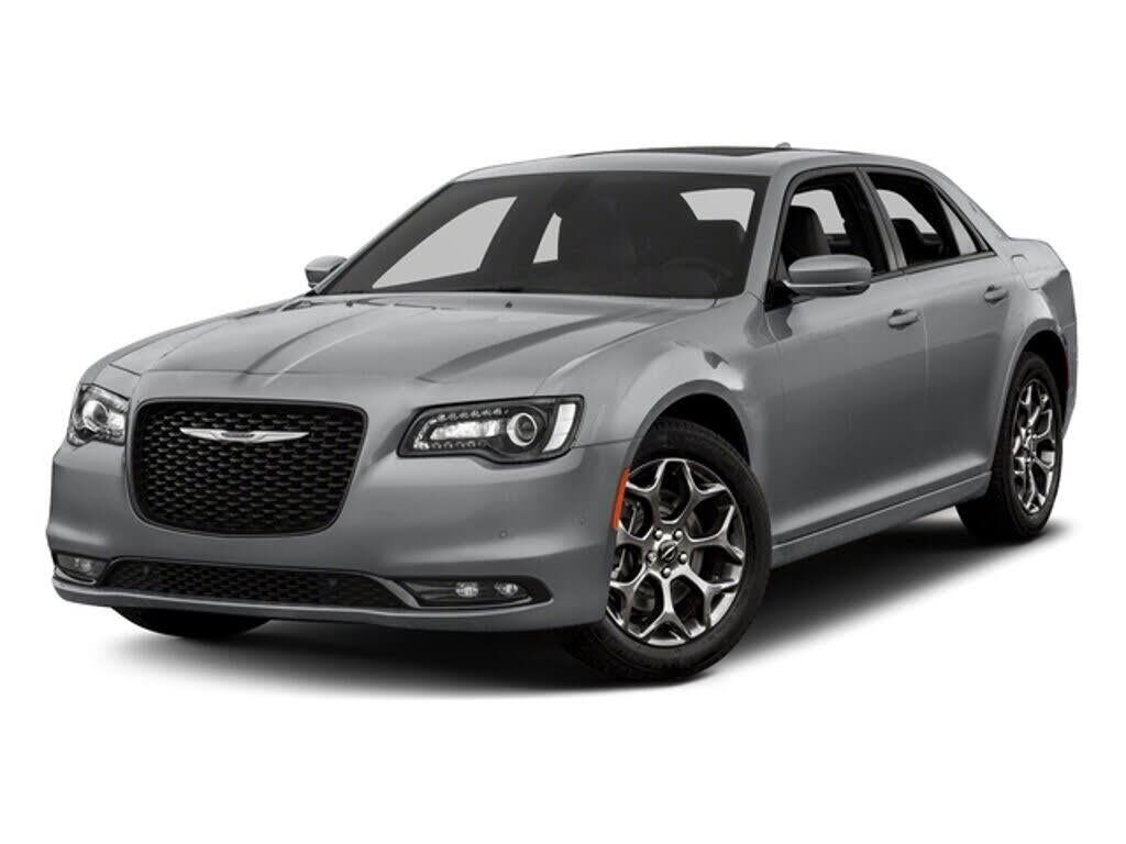 2018 Chrysler 300 S — photo 1 of 1