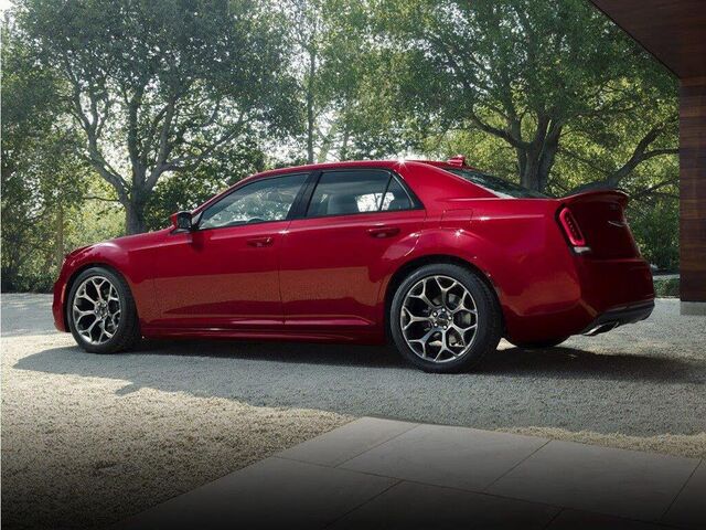 2016 Chrysler 300 S