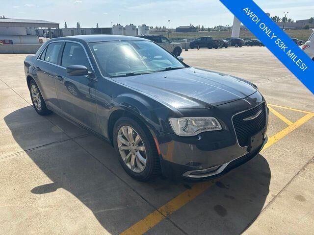 2015 Chrysler 300 Limited