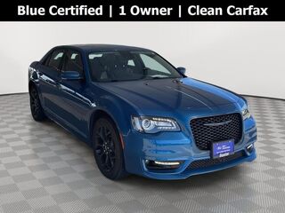 2022 Chrysler 300 Touring L