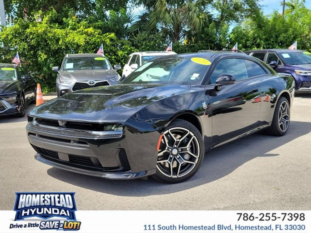 2026 Dodge Charger Scat Pack — photo 1 of 13