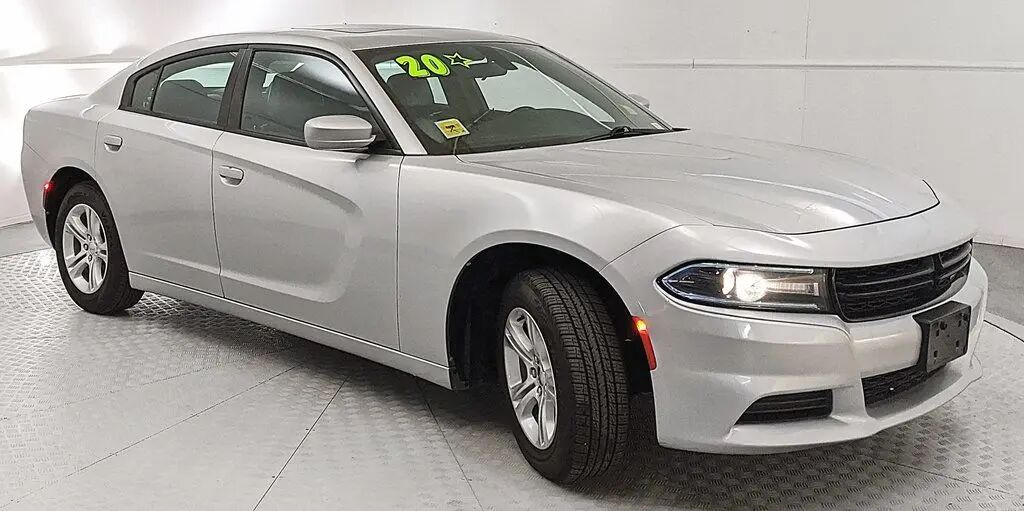 2020 Dodge Charger SXT — photo 1 of 26